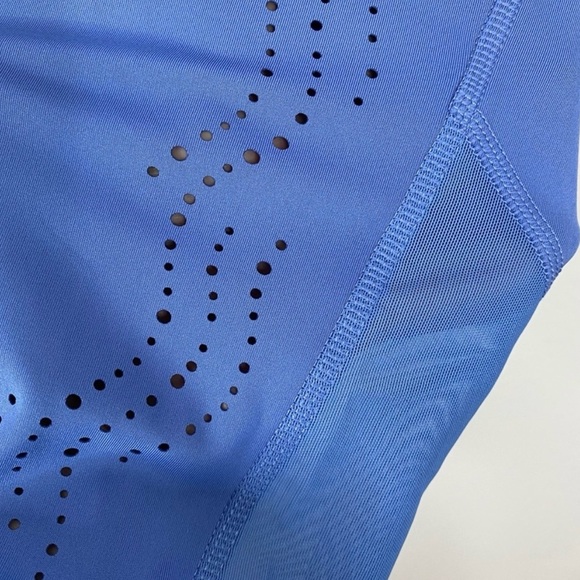 All in Motion Blue High-Waisted Sculpted Capri Leggings Sz. XXL NWT - Picture 2 of 4